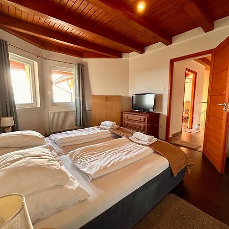 Villa Somlyo Fot Luaran gambar